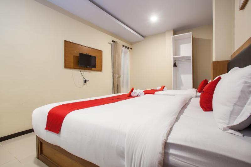 Hotel Reddoorz Premium @ Jalan Cengkeh Malang Pokoj fotografie